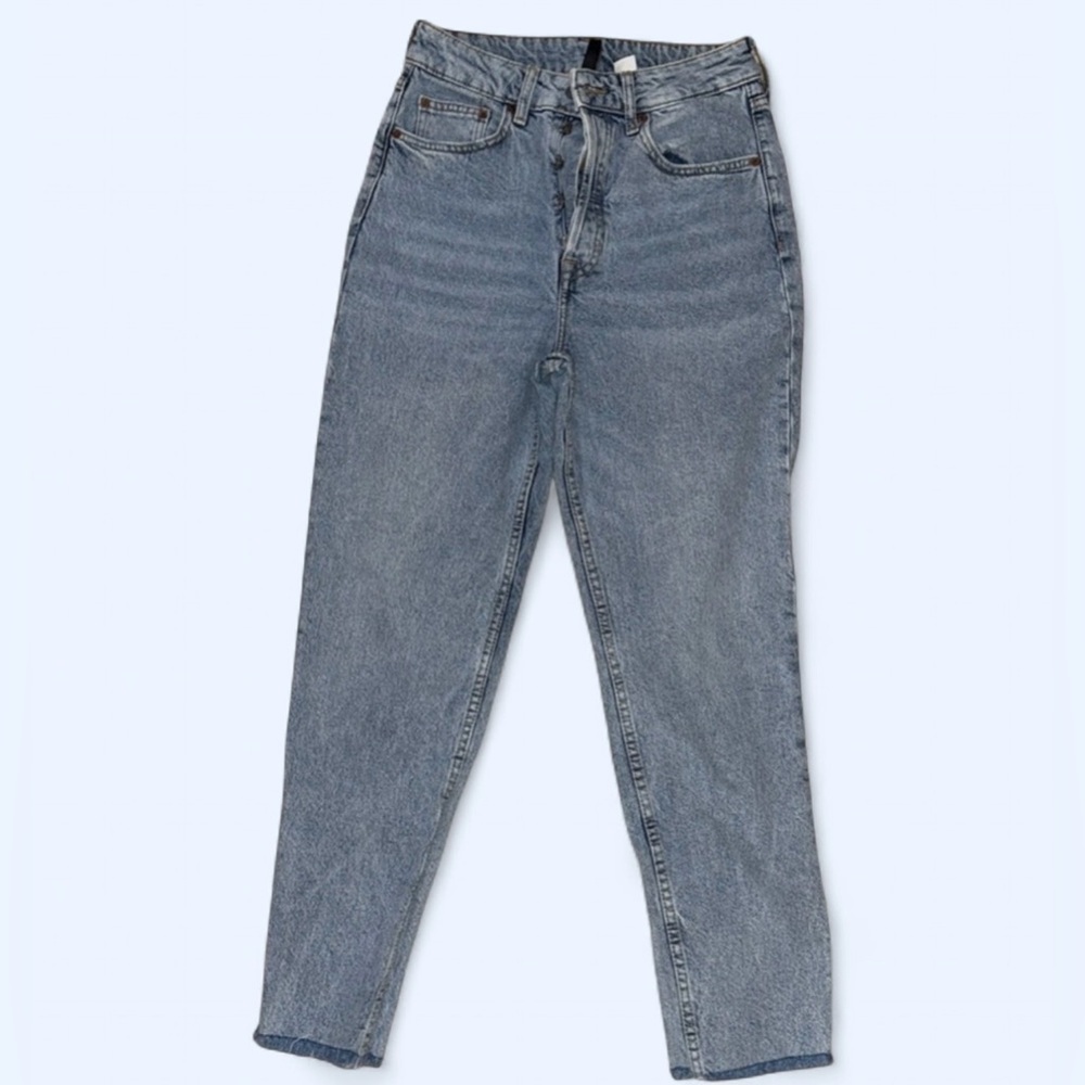 H&M Ultra High Rise Straight Leg Jeans Size 6 Blue